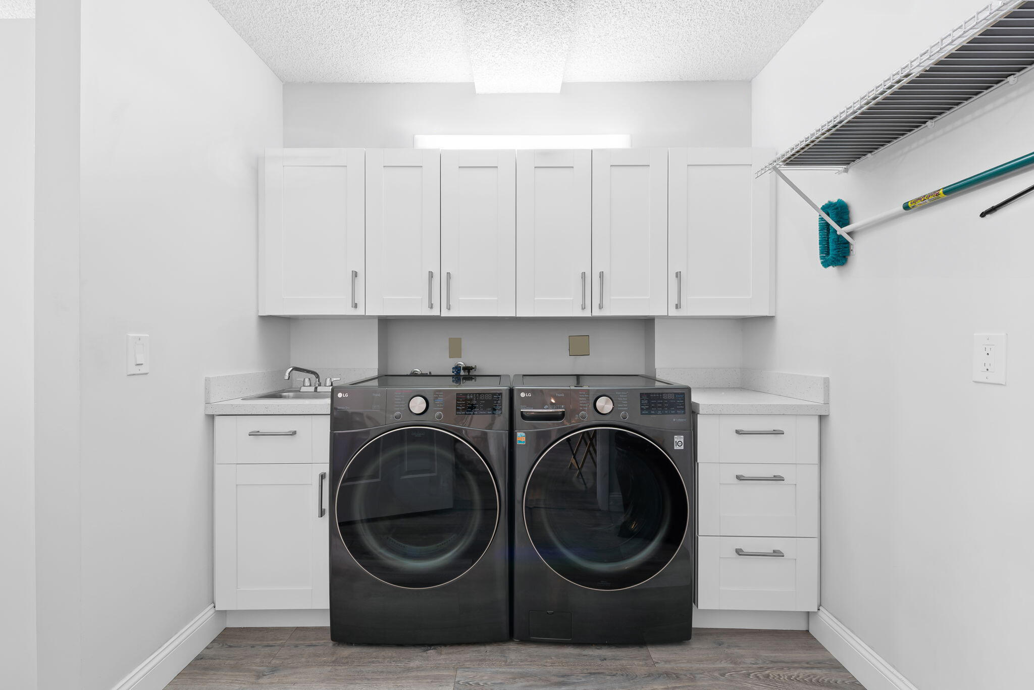 CONDO 24 OF WHITEHALL CONDOS - Residential