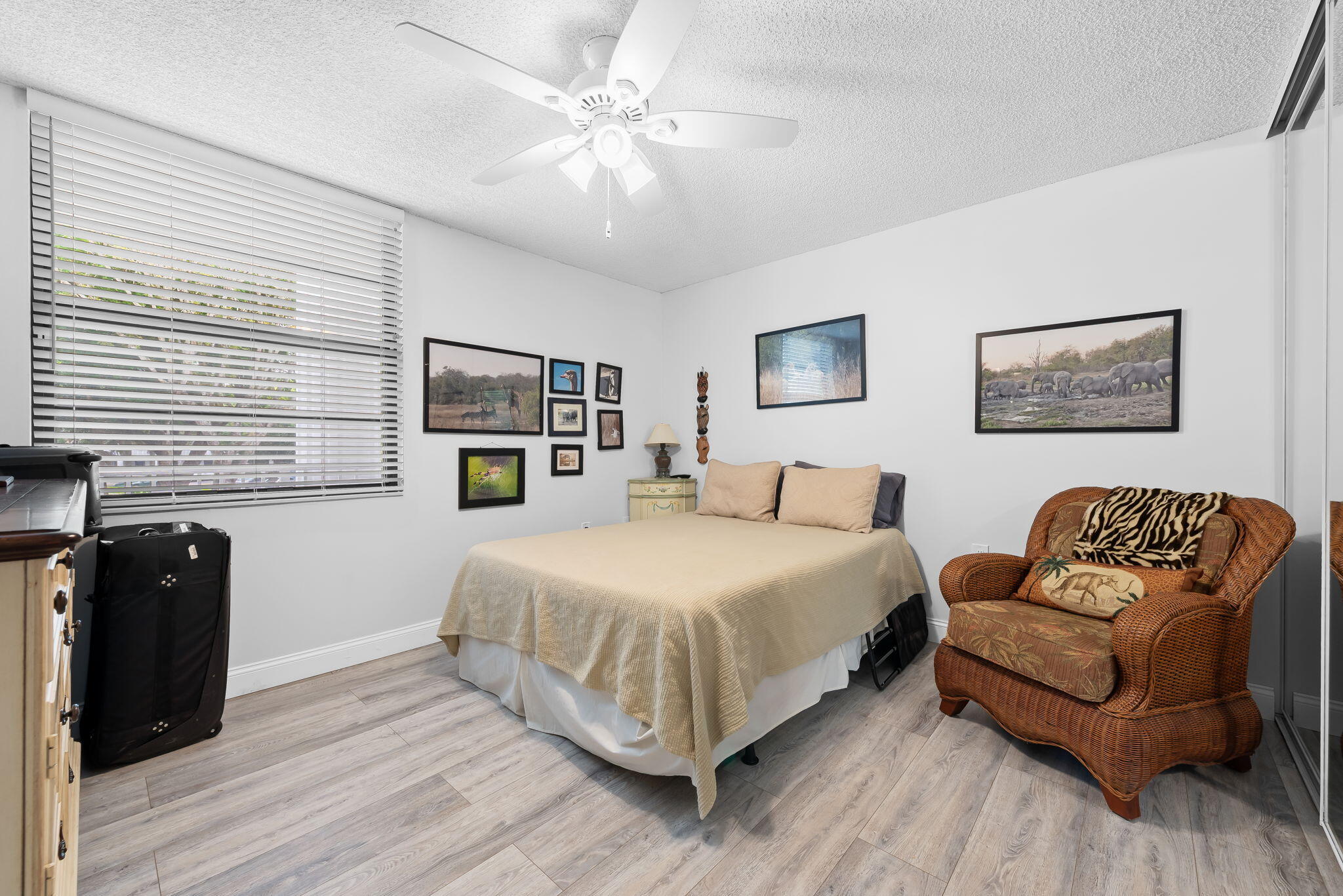 CONDO 24 OF WHITEHALL CONDOS - Residential