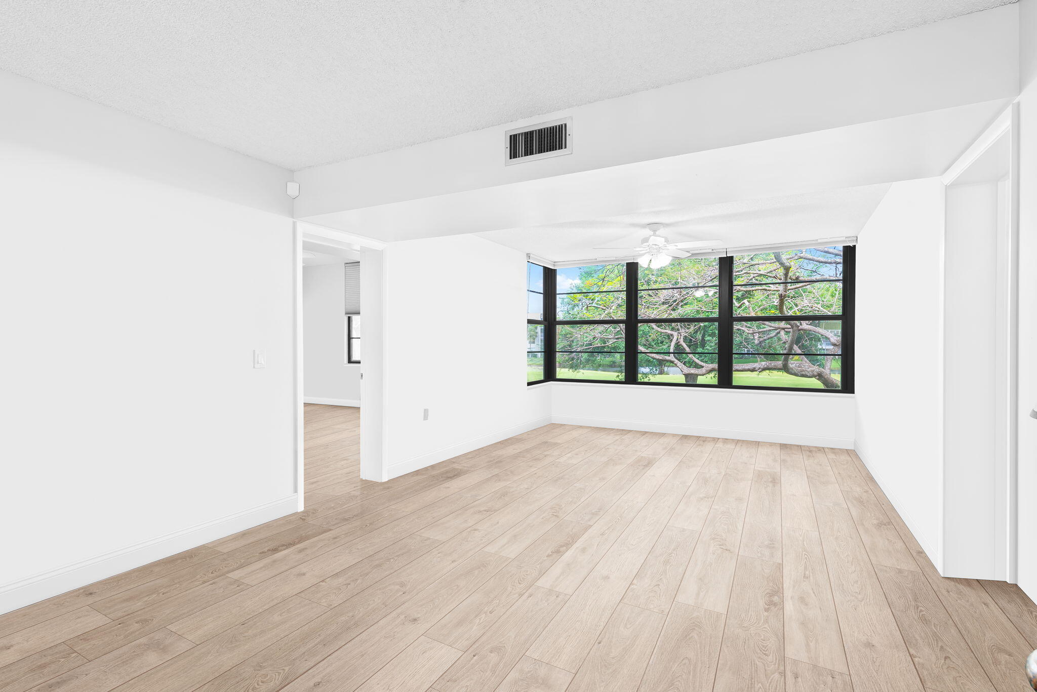 1709 Whitehall Drive 203