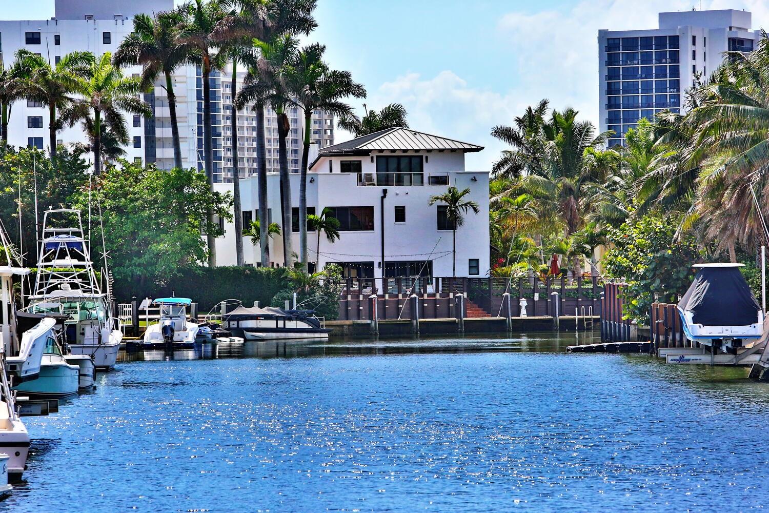 Bel Lido - Residential Income