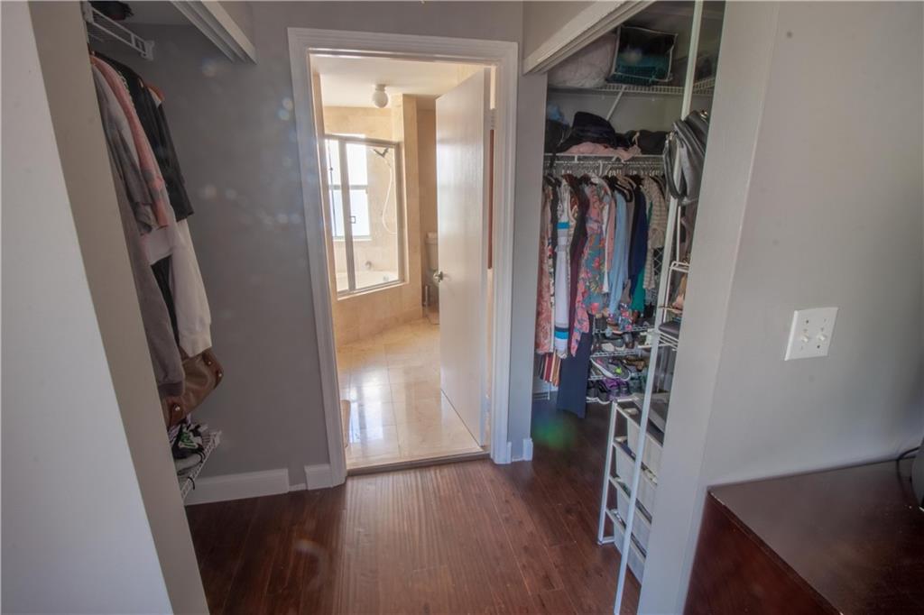 Emerald Pointe 139-30 B - Residential