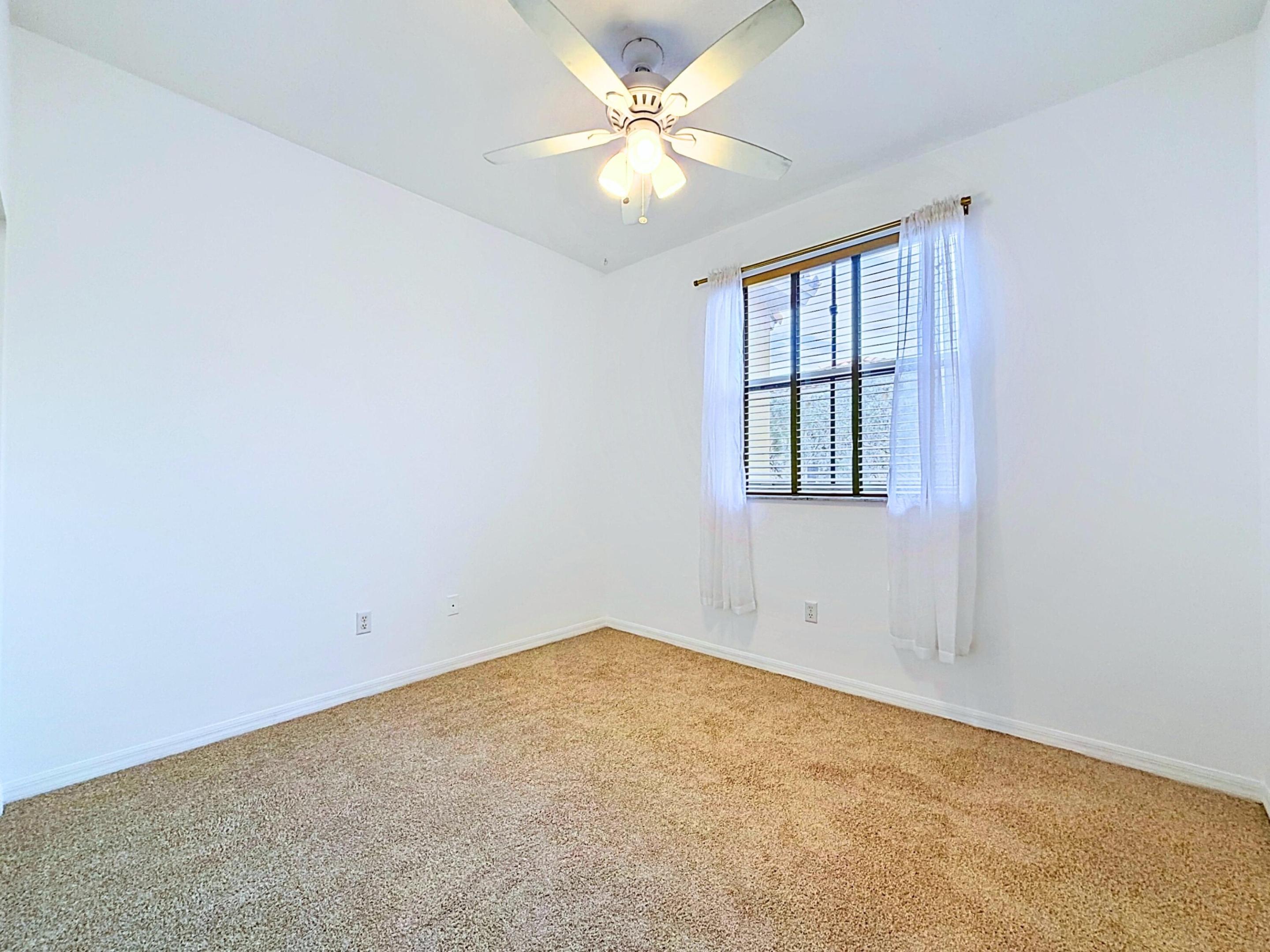 THE VILLAS AT HARBOR ISLES - Residential