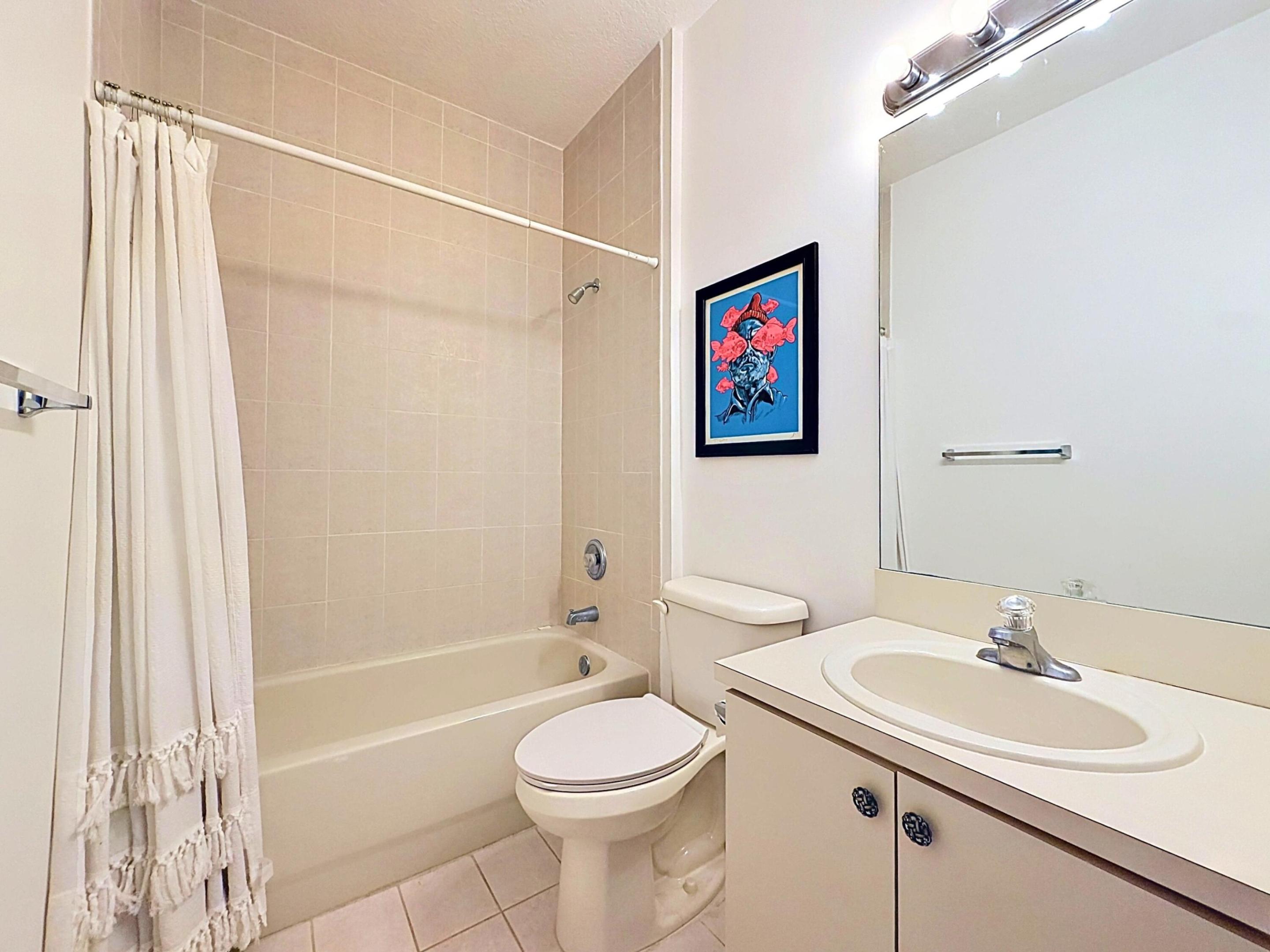 THE VILLAS AT HARBOR ISLES - Residential