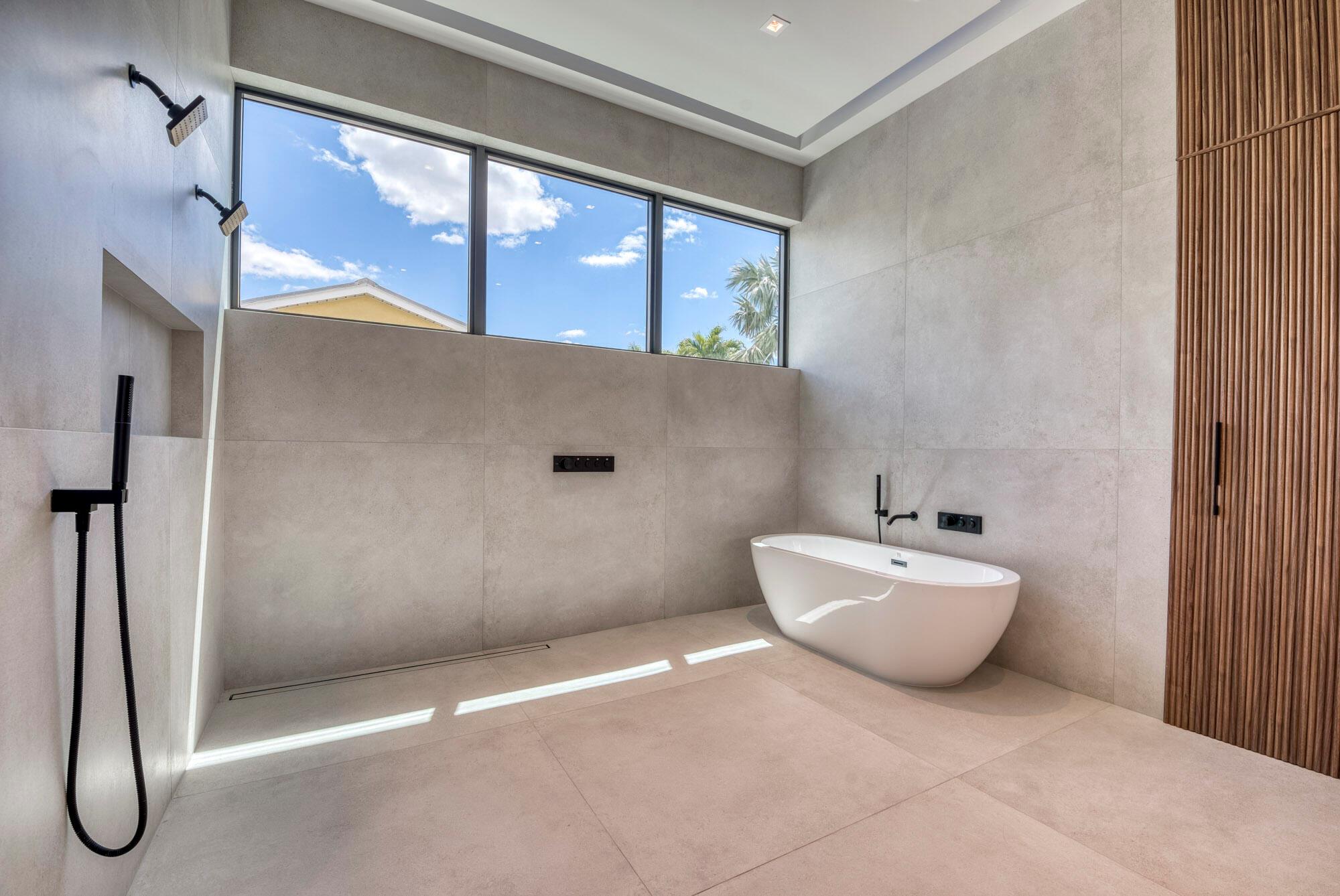 PARADISE PORT - Residential