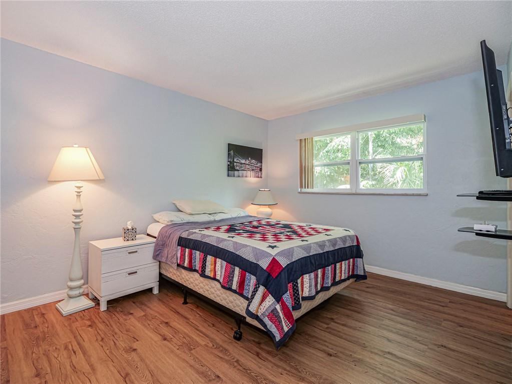 Shadowlawn Condo - Residential Lease