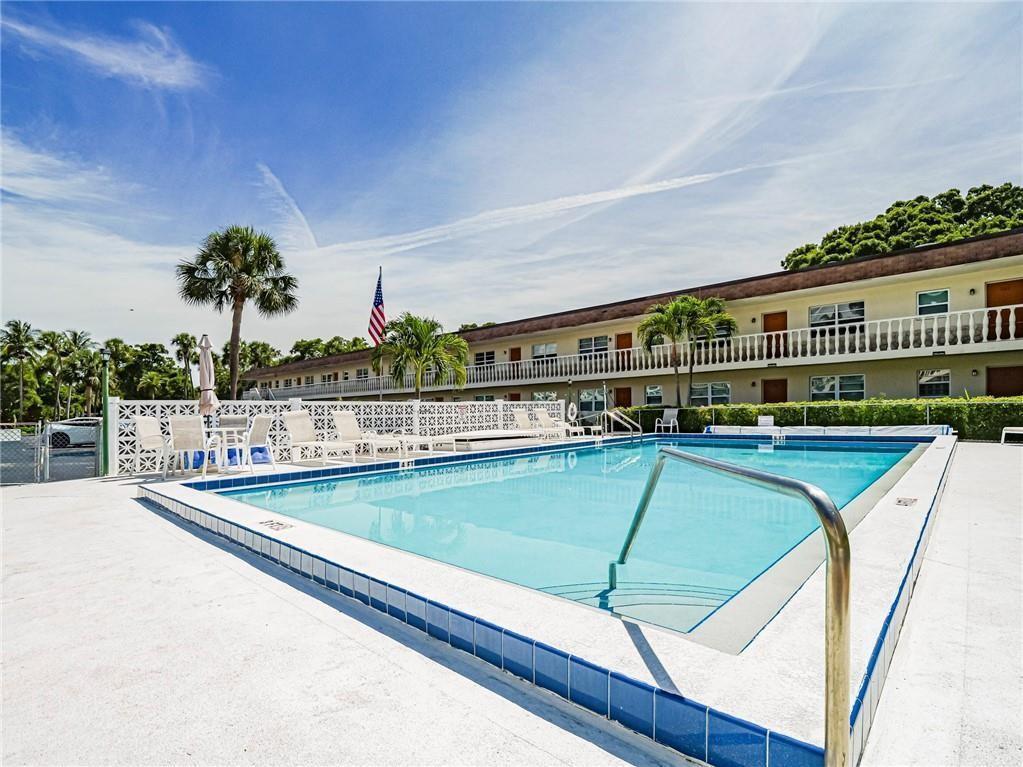 Shadowlawn Condo - Residential Lease