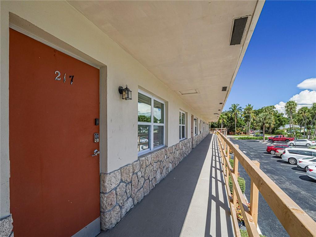 Shadowlawn Condo - Residential Lease