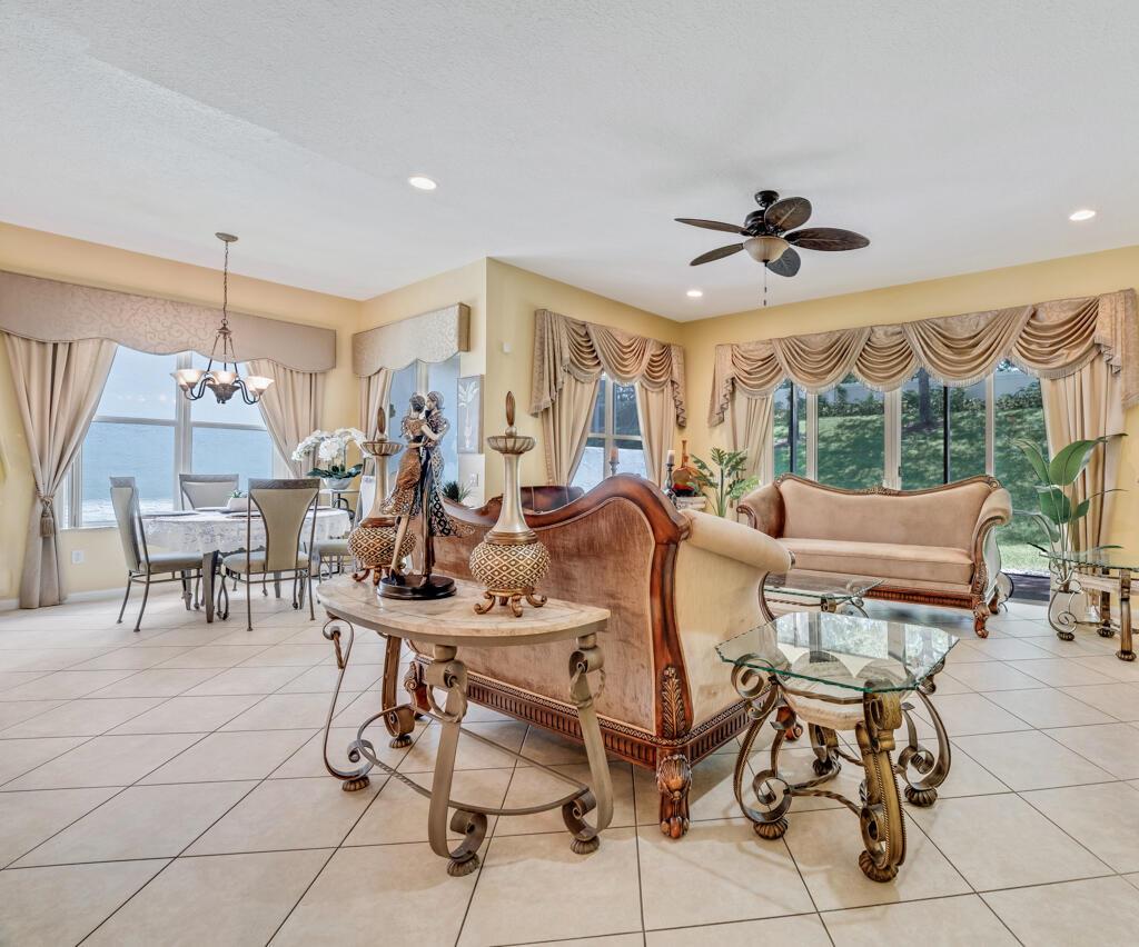 7562 Starfish Reef Lane