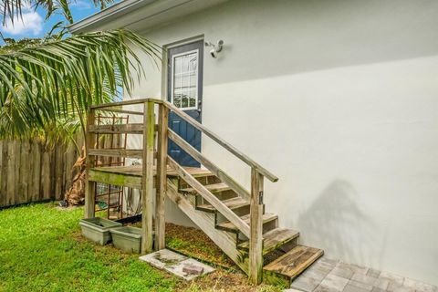 A home in Lake Worth Beach