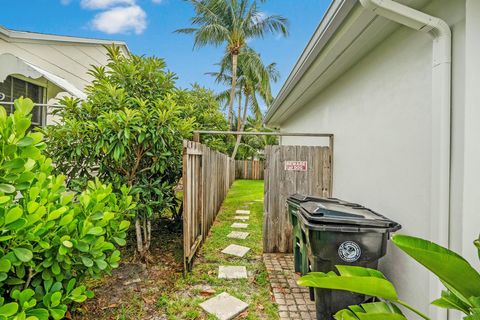 A home in Lake Worth Beach