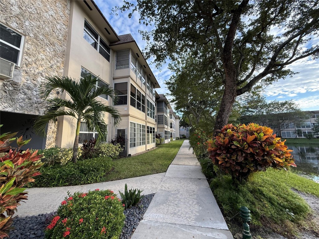 Bamboo Gardens Condo - Residential Lease