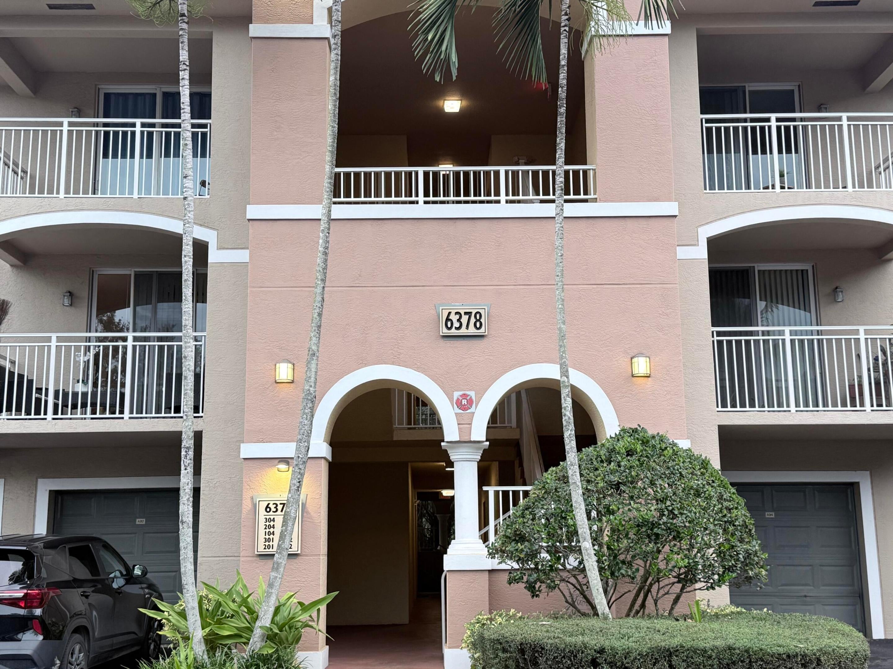 6378 Emerald Dunes Drive 301