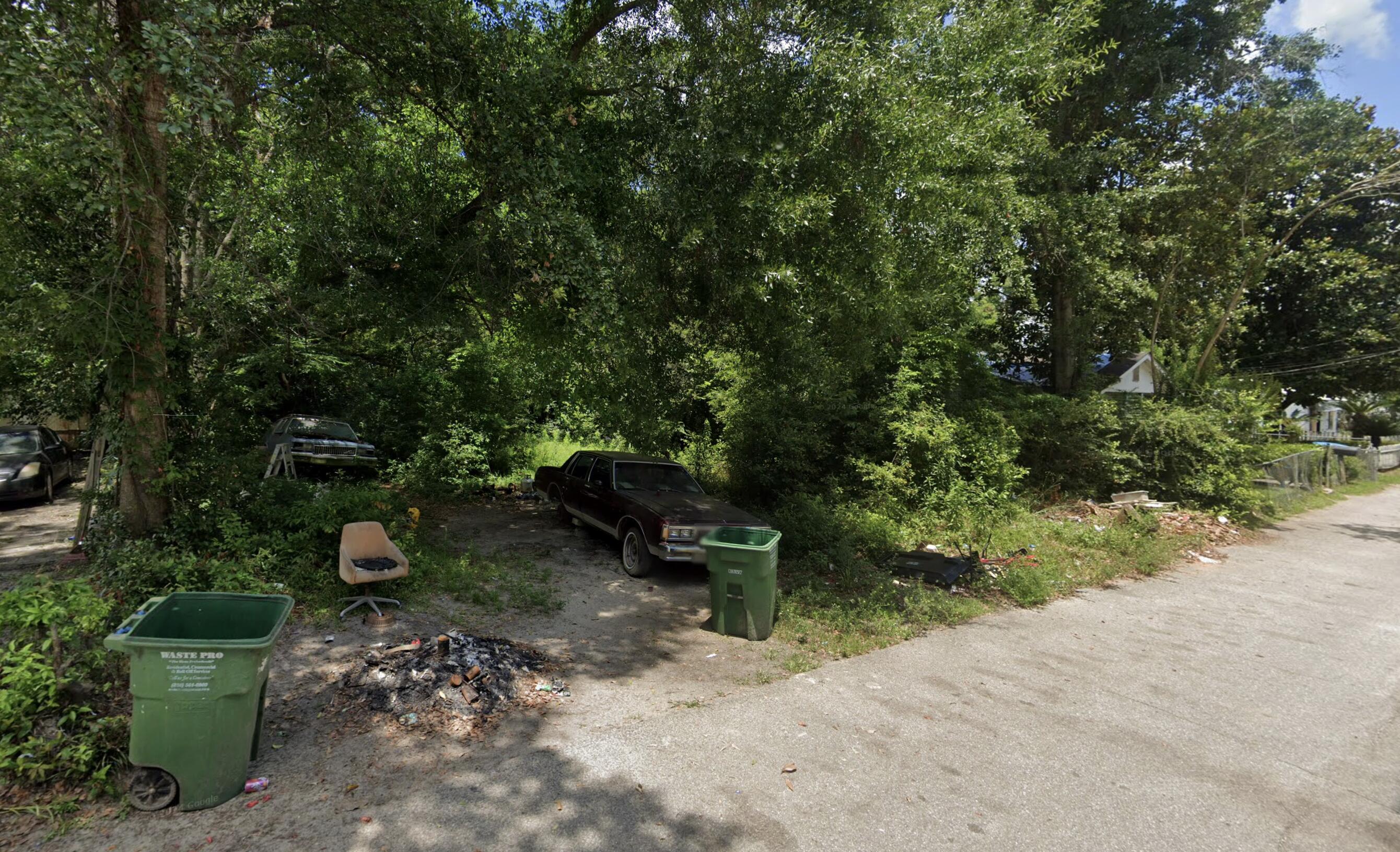 422 Thomas Alley