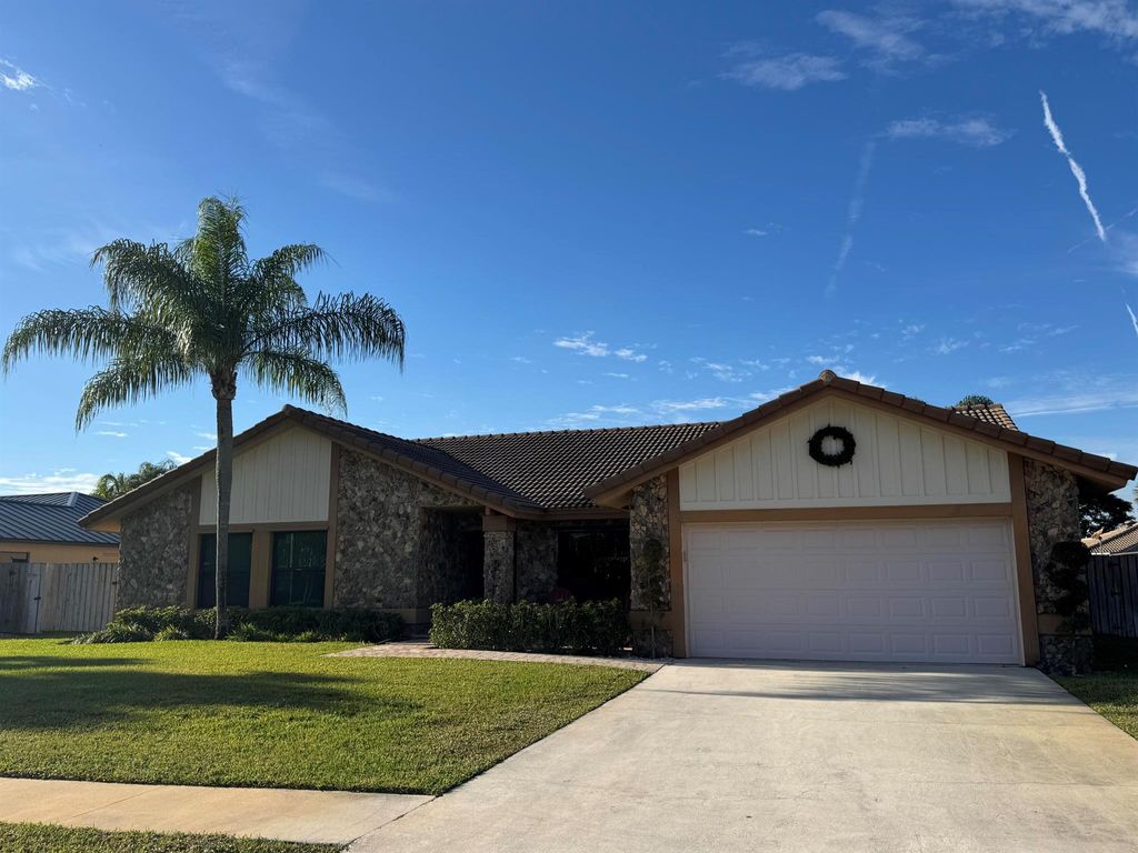 Photo of 21149 Shady Vista Lane, Boca Raton, FL 33428 (MLS # R11150923)