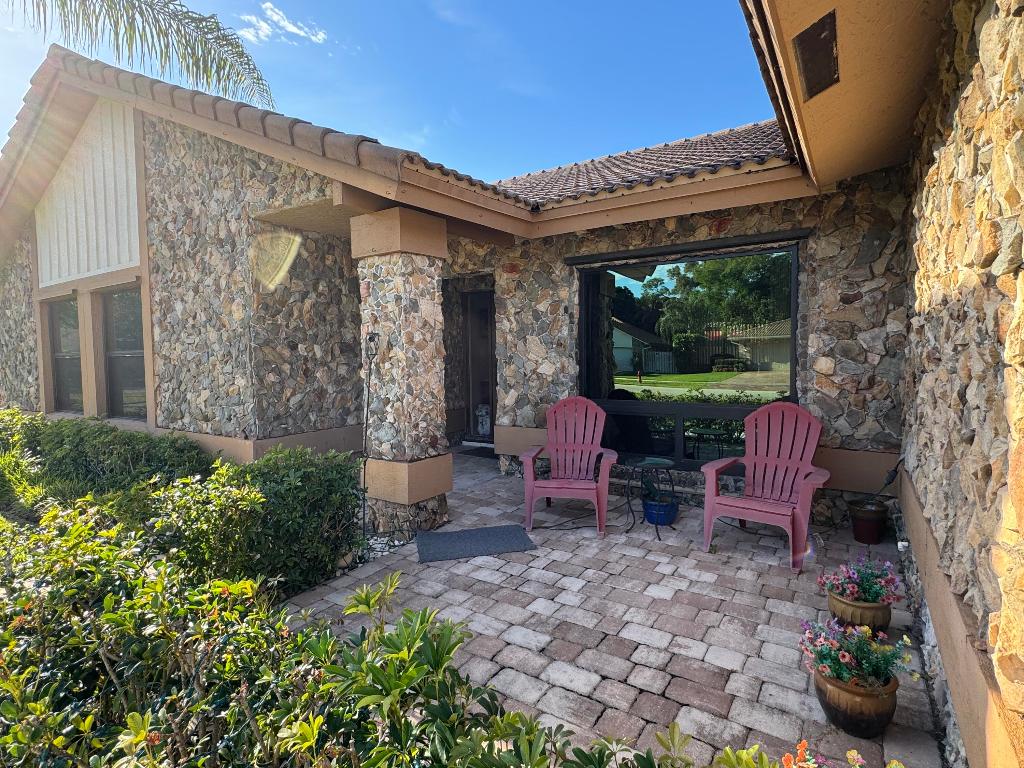 21149 Shady Vista Lane