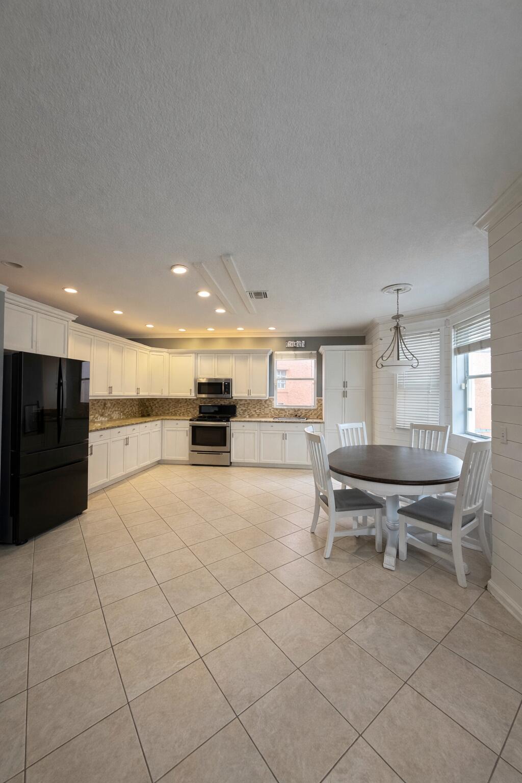 1304 Isleworth Court