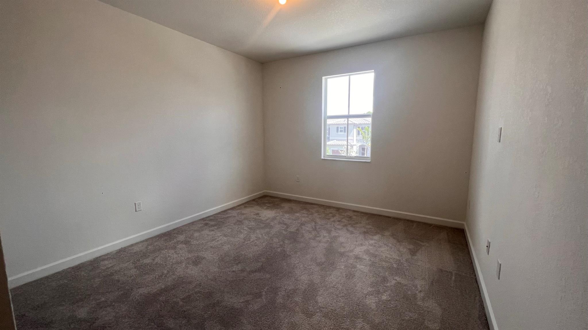 SUNSET TRAILS - Residential Lease