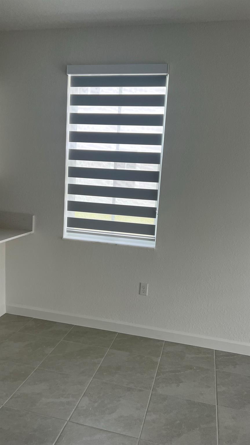 SUNSET TRAILS - Residential Lease