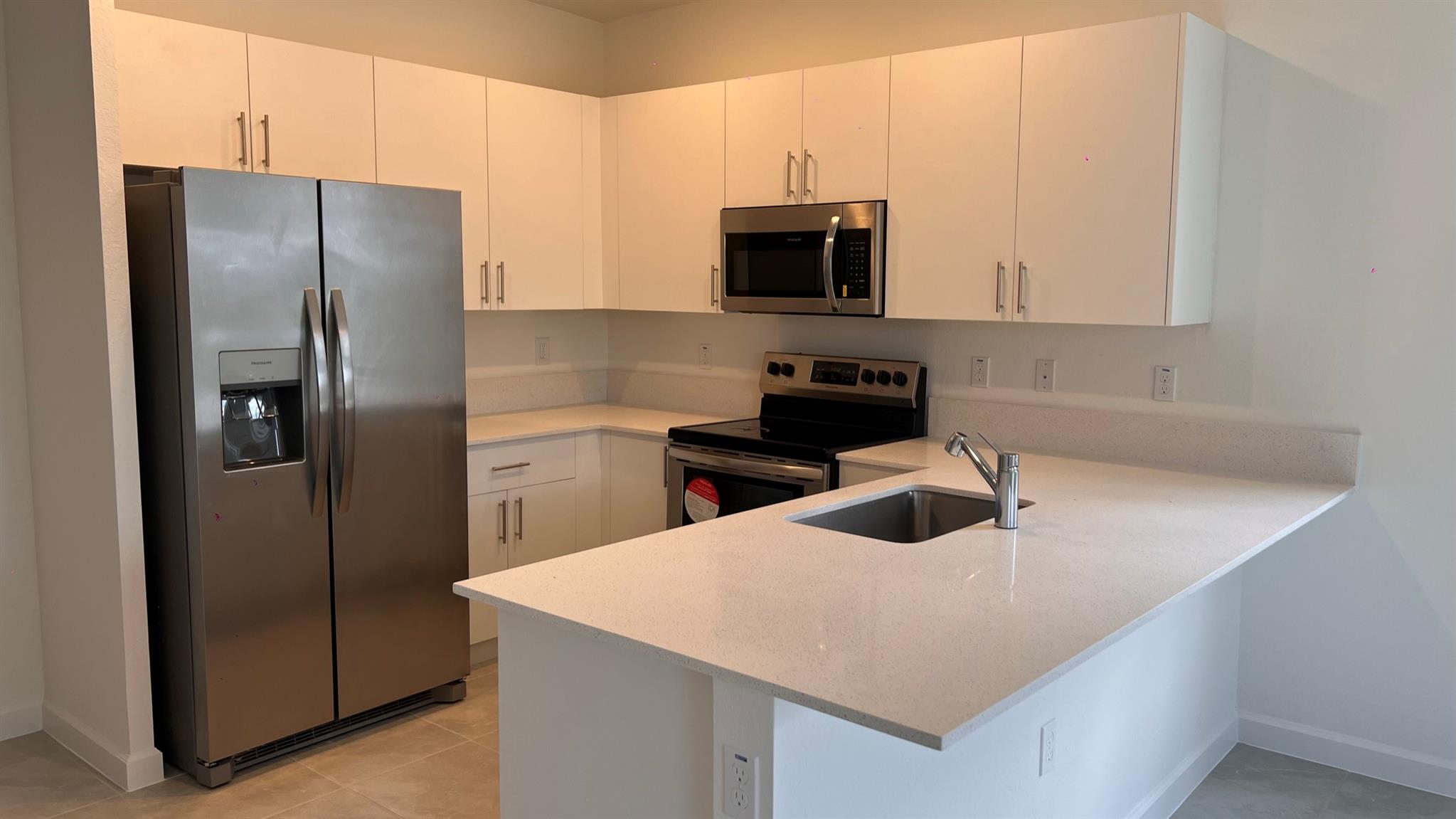 SUNSET TRAILS - Residential Lease