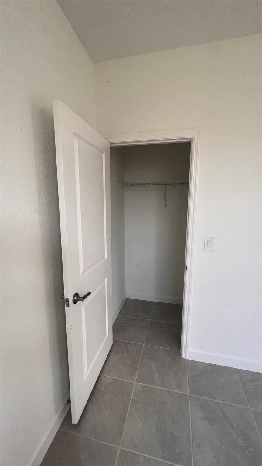 SUNSET TRAILS - Residential Lease