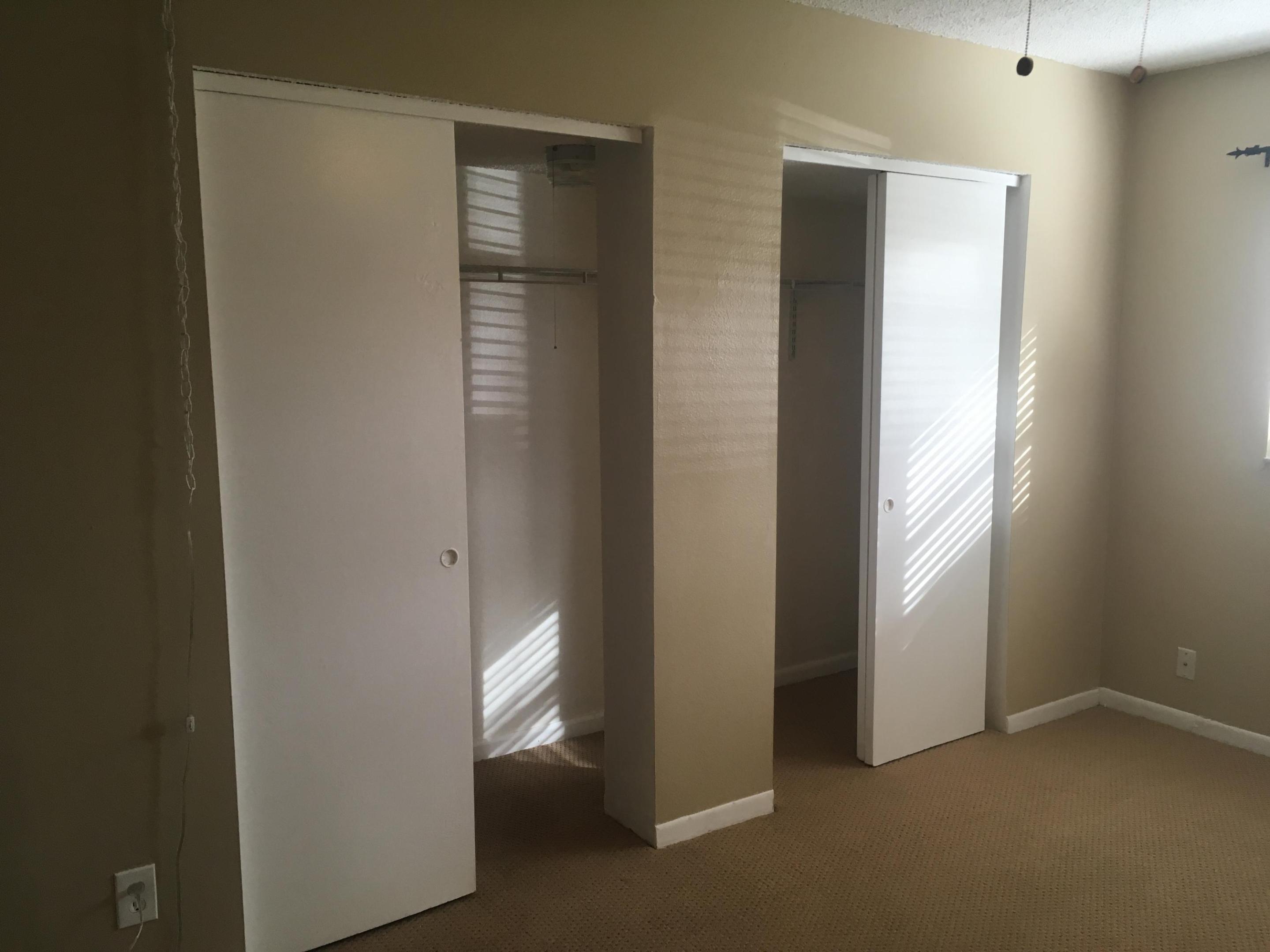 VILLAGE ROYALE GREENHILL CONDO - Residential