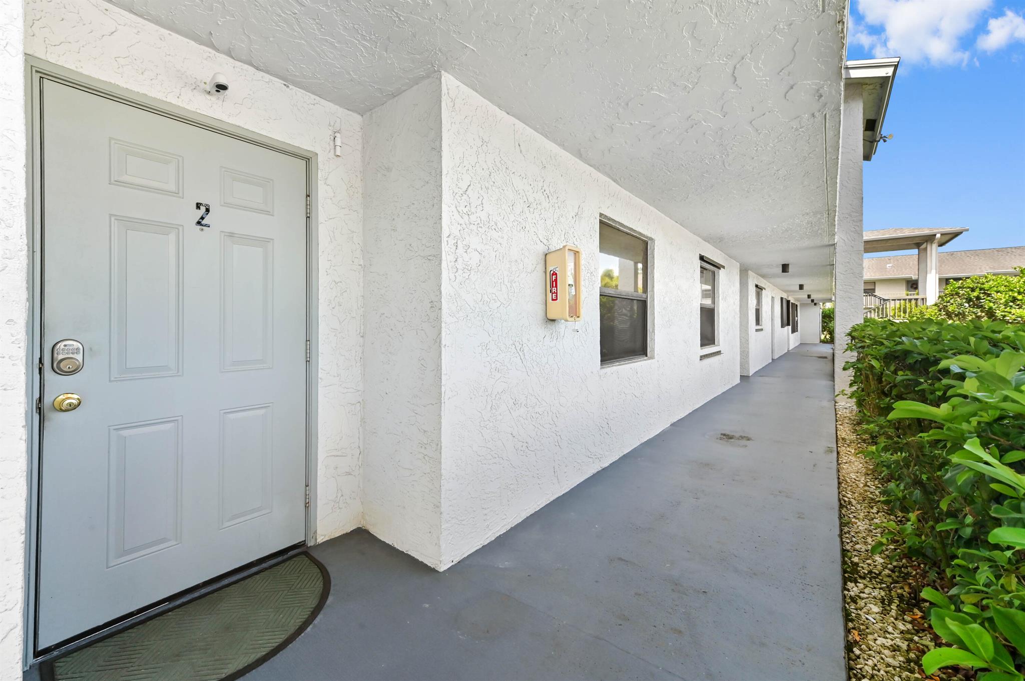 1230 SE Parkview Place D2, Stuart, FL, 34994/$299,900 1 1230 SE Parkview Place D2