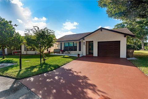 2382 SW 17th Dr Deerfield Beach FL 33442