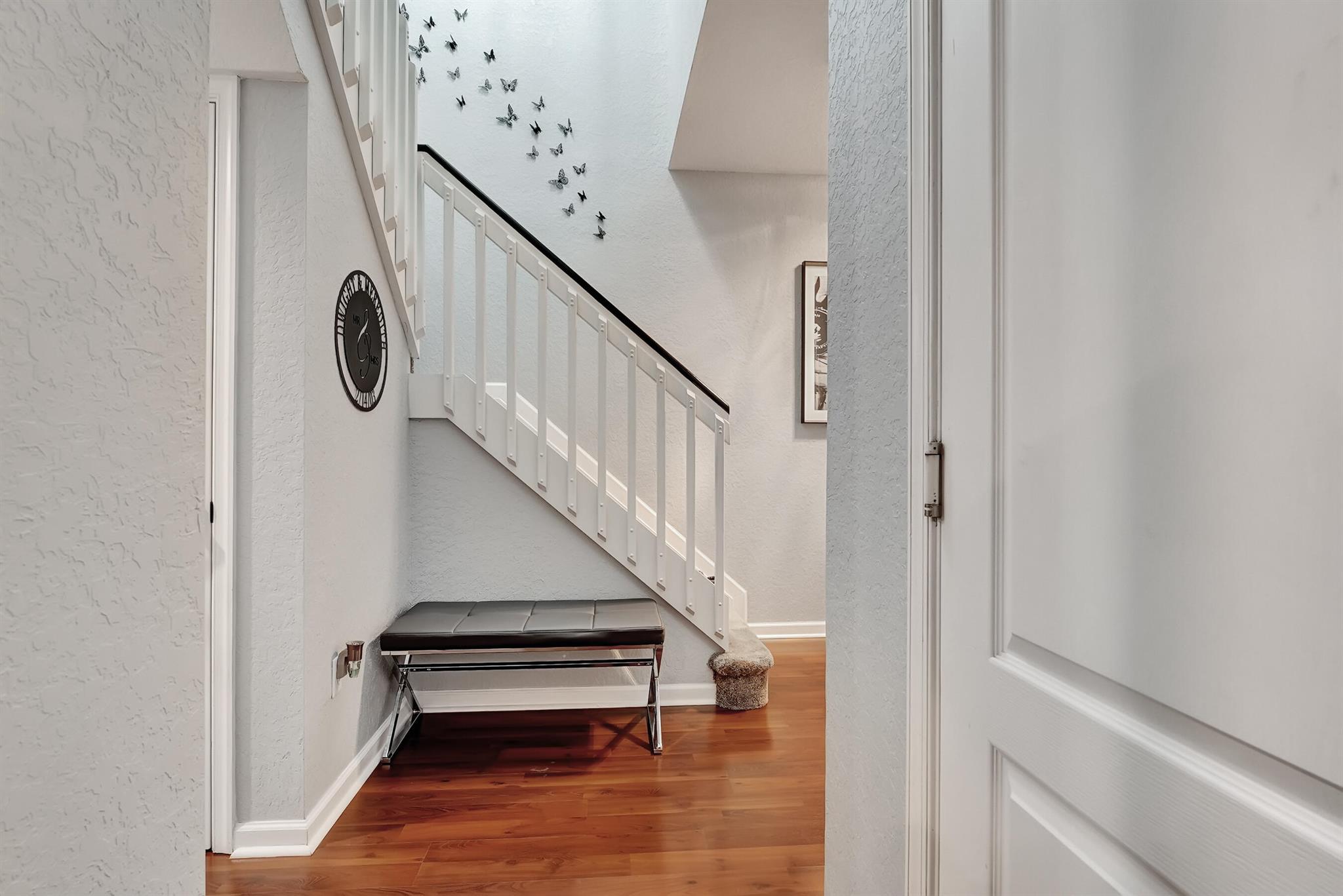 123 E Prive Circle