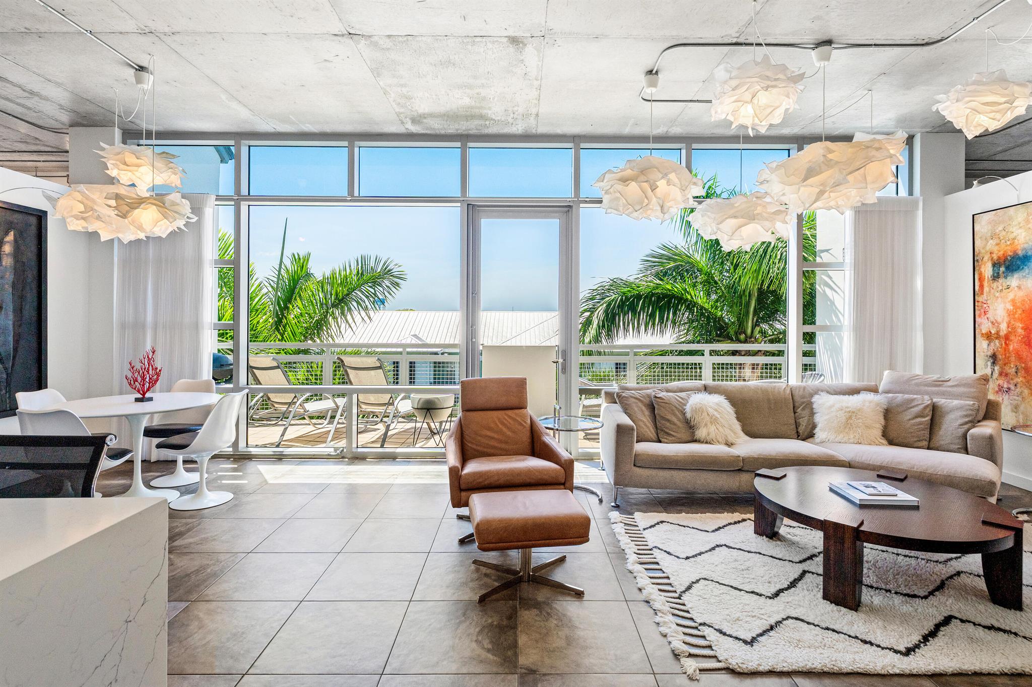 365 SE 6th Avenue 404