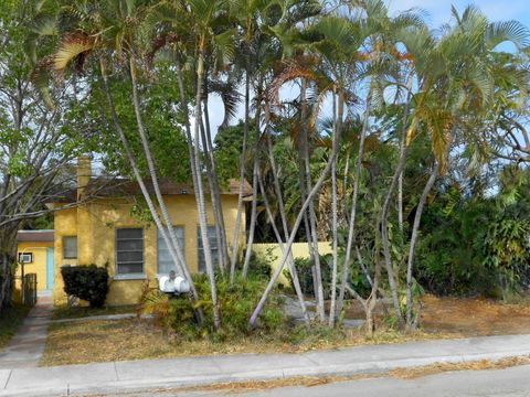 1608 7th Avenue N Lake Worth Beach FL 33460