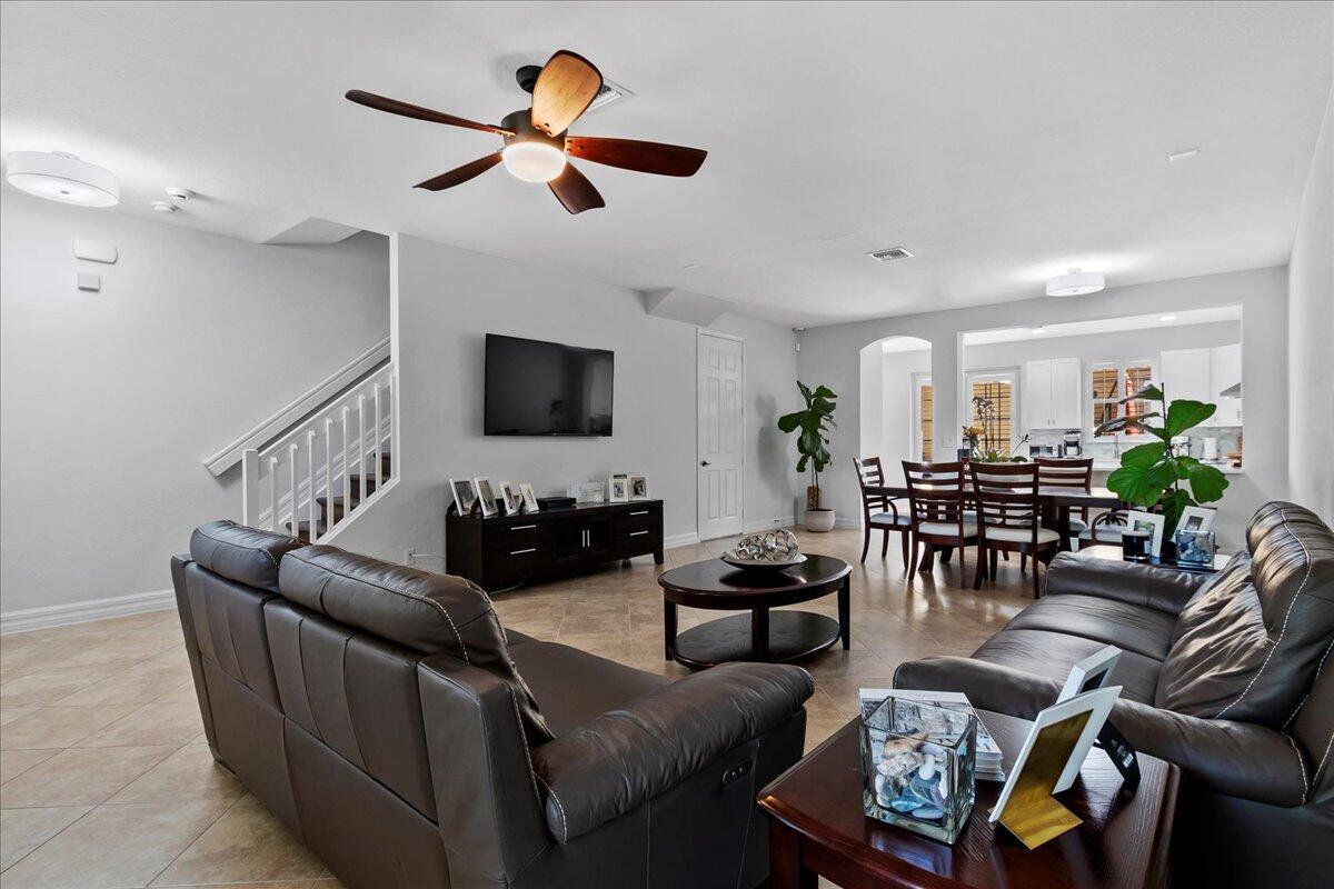 CANTERBURY PLACE - Residential Lease