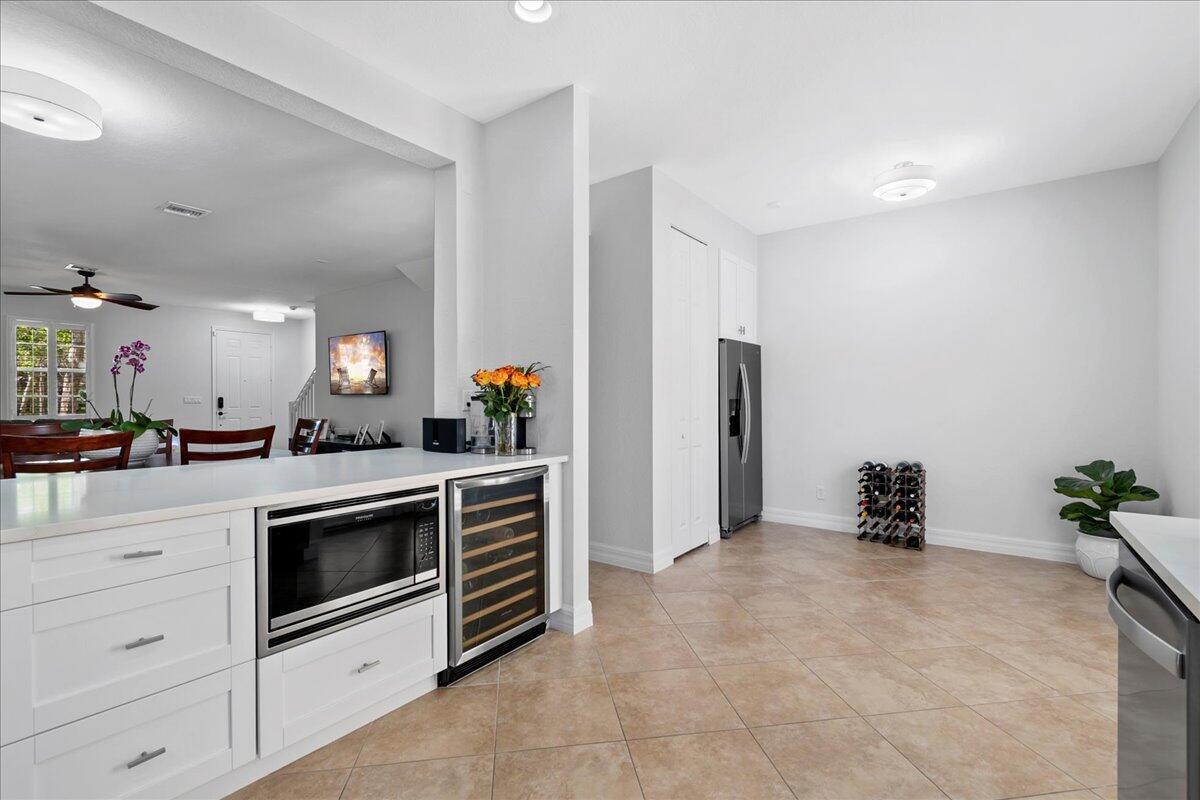 CANTERBURY PLACE - Residential Lease