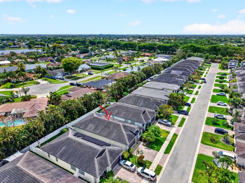 Tiny photo for 7527 Moonrise Drive, Lake Worth, FL 33467 (MLS # B26018672)