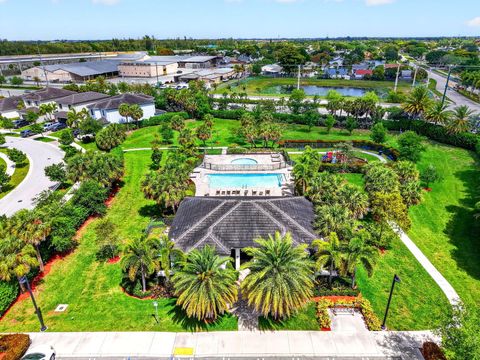Tiny photo for 7527 Moonrise Drive, Lake Worth, FL 33467 (MLS # B26018672)