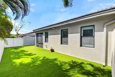 Tiny photo for 7527 Moonrise Drive, Lake Worth, FL 33467 (MLS # B26018672)
