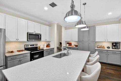 Tiny photo for 7527 Moonrise Drive, Lake Worth, FL 33467 (MLS # B26018672)