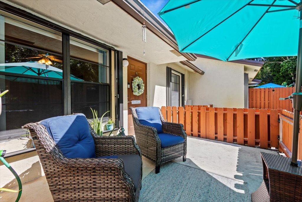 Photo of 7944 SE Villa Circle, Hobe Sound, FL 33455 (MLS # R11026019)