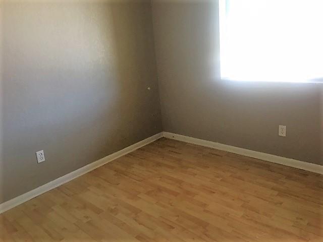 LAURELS AT SHERWOOD CONDO - Residential