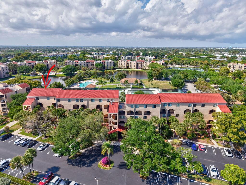 LAVERS DELRAY RACQUET CLUB CONDO - Residential