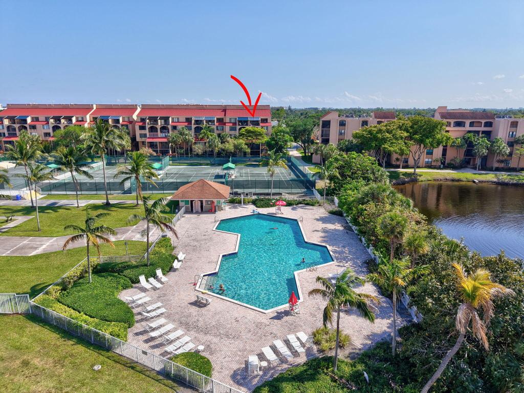 LAVERS DELRAY RACQUET CLUB CONDO - Residential