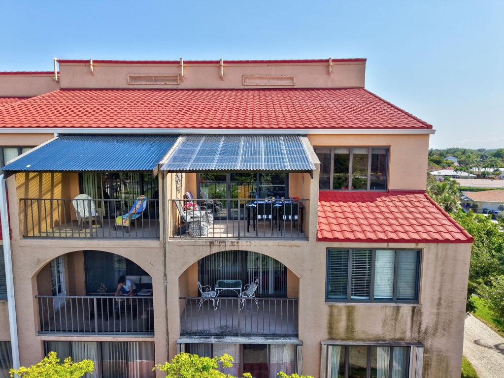 LAVERS DELRAY RACQUET CLUB CONDO - Residential