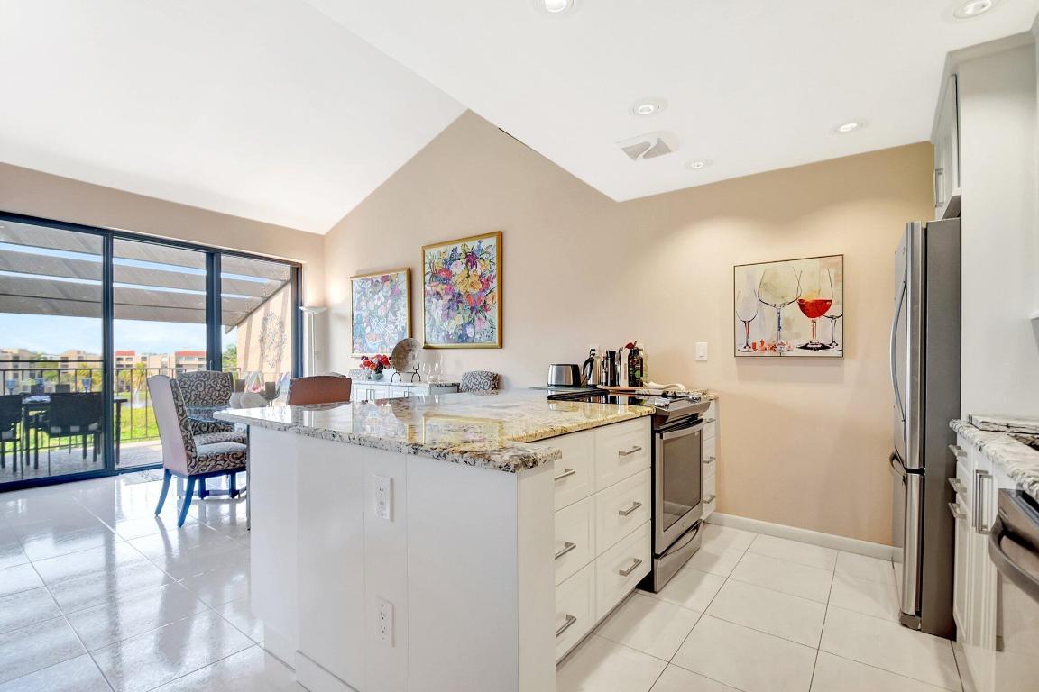 LAVERS DELRAY RACQUET CLUB CONDO - Residential