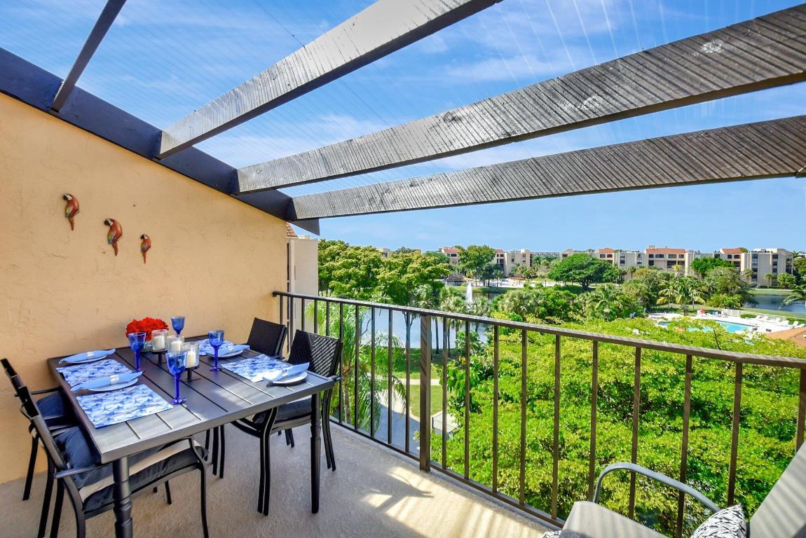 LAVERS DELRAY RACQUET CLUB CONDO - Residential