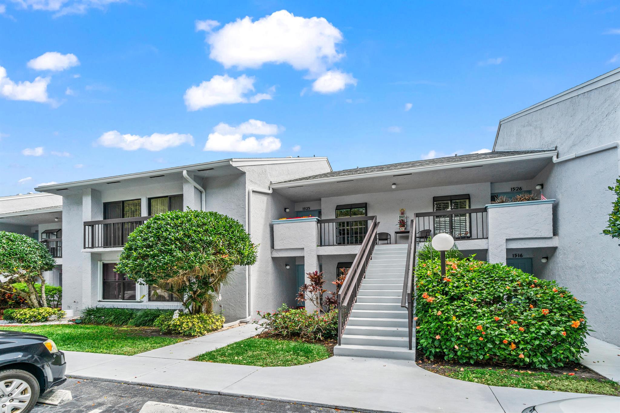 5054 Golfview Court 1525