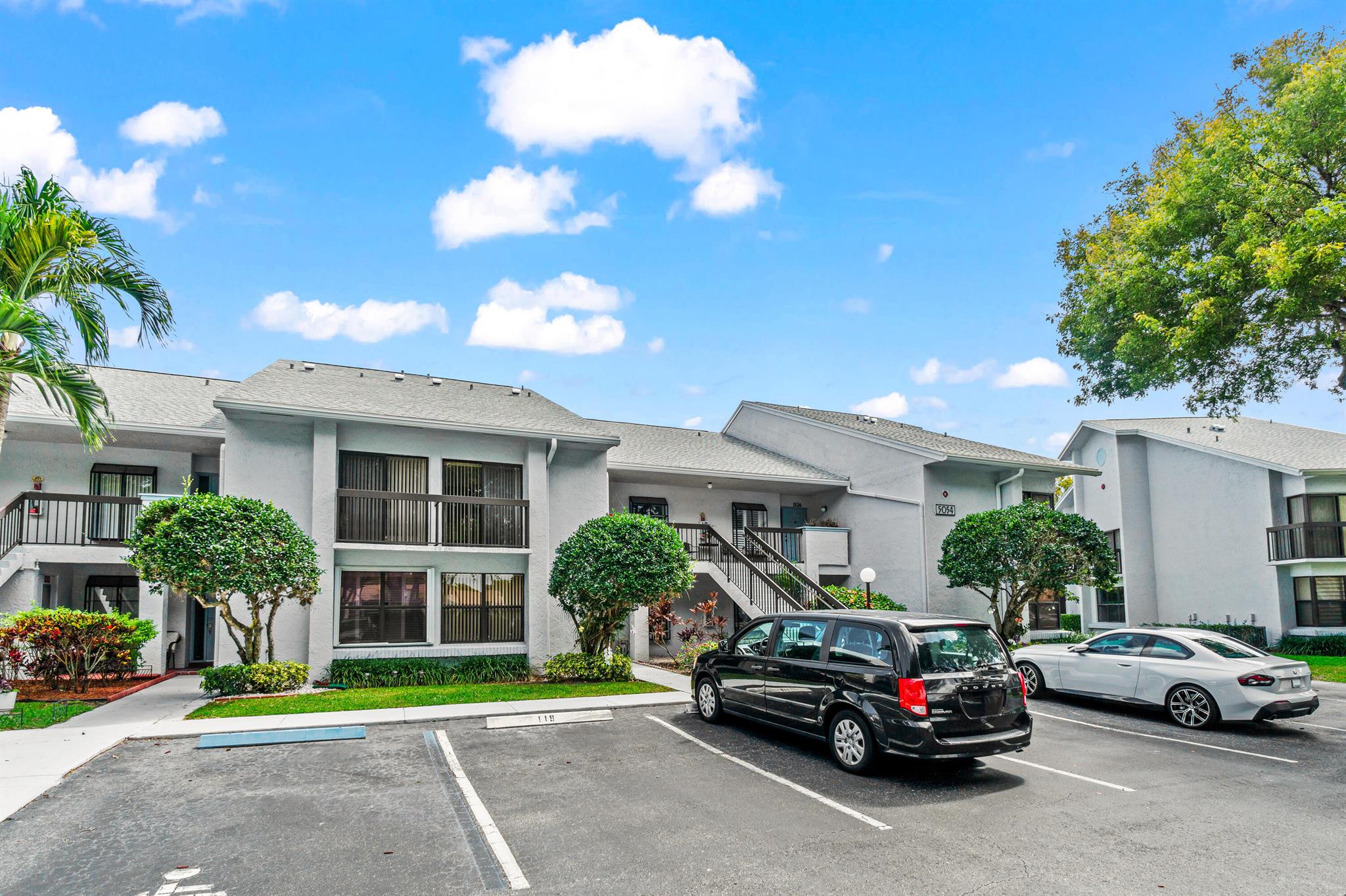 5054 Golfview Court 1525