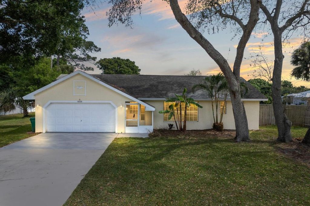 Photo of 6606 Woodsmere Way, Fort Pierce, FL 34951 (MLS # R10965071)