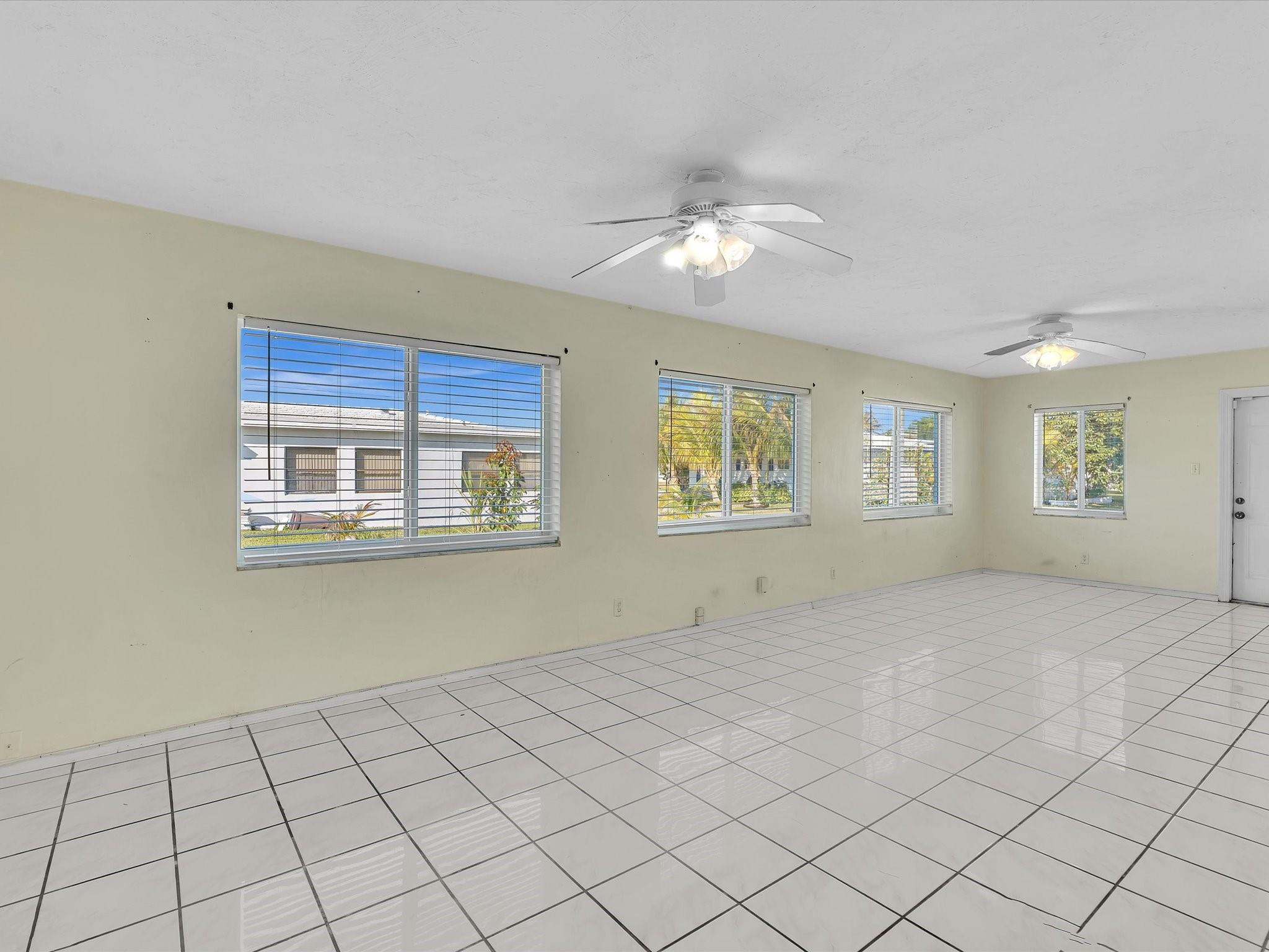 MAINLANDS OF TAMARAC LAKE - Residential