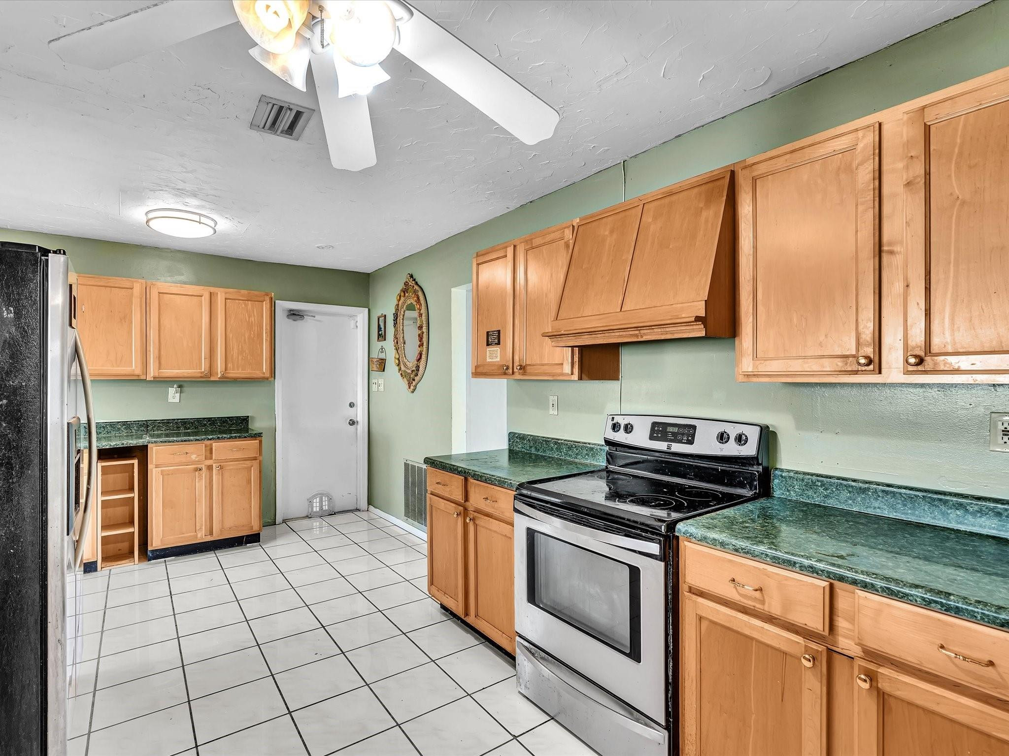 MAINLANDS OF TAMARAC LAKE - Residential