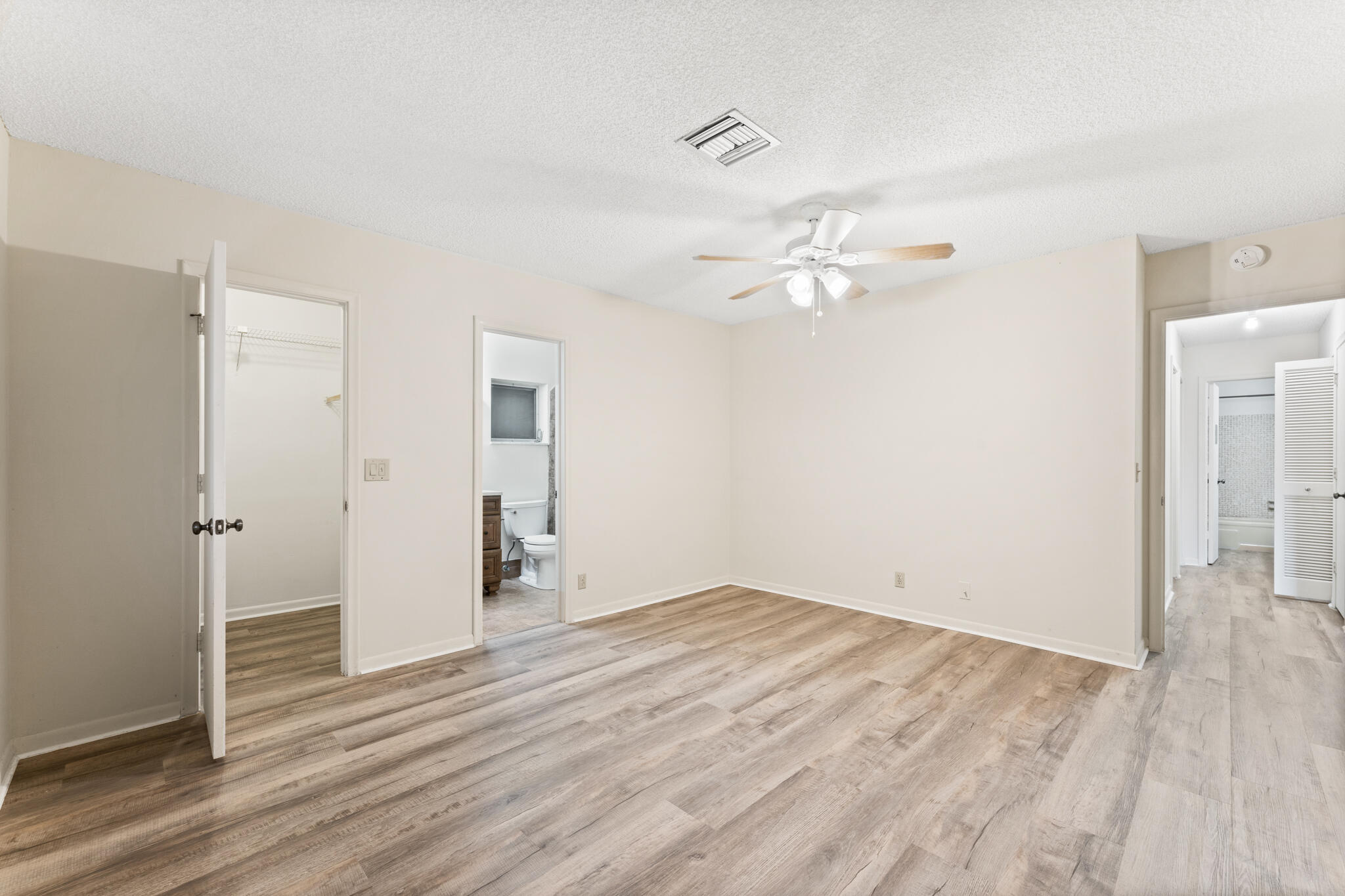 PALMLAND VILLAS I CONDO - Residential Lease