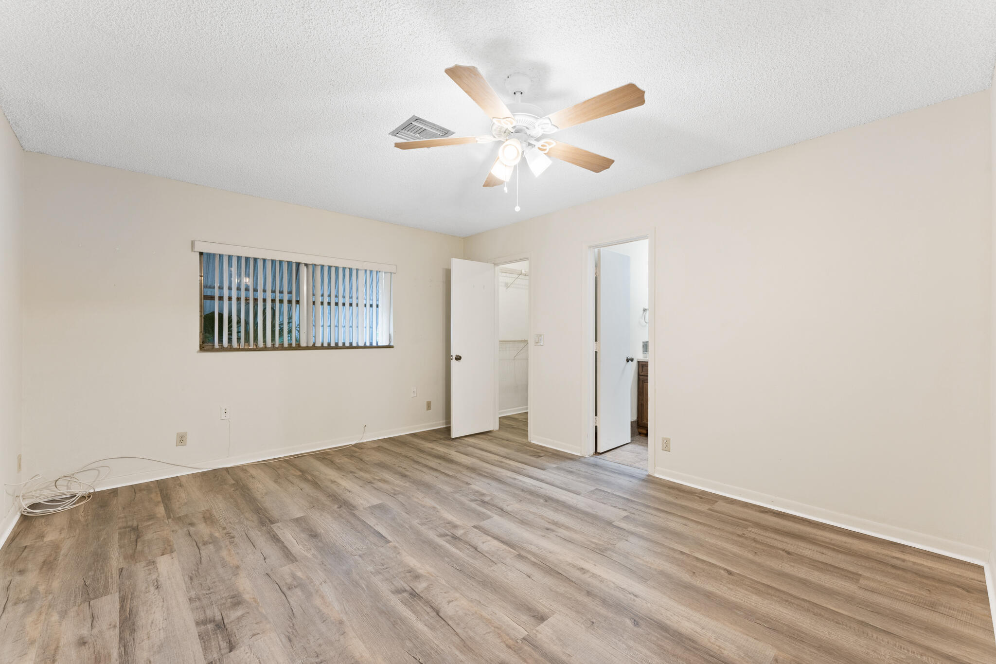 PALMLAND VILLAS I CONDO - Residential Lease